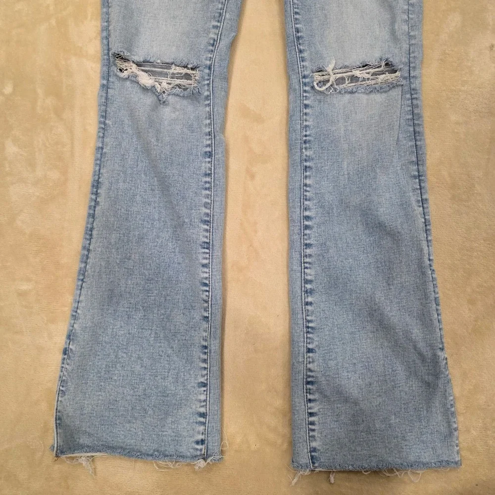 American Eagle High Rise Skinny Kick Jeans Size 2 Distressed Ripped Blue